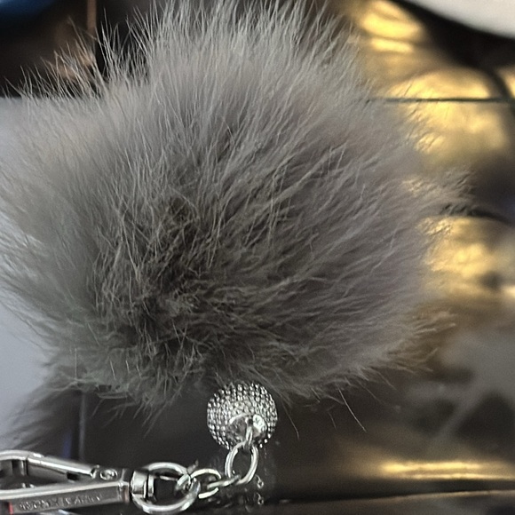 Authentic Vintage Michael Kors Fox Fur Pom Pom Keychain in Gray & Silver - Picture 12 of 13